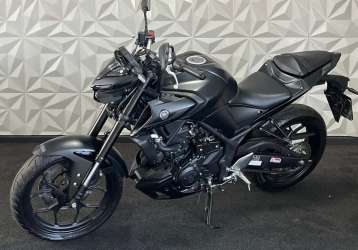 YAMAHA MT-03