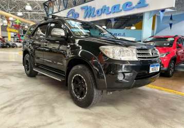 TOYOTA HILUX SW4