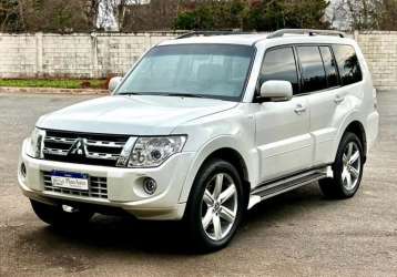 MITSUBISHI PAJERO FULL