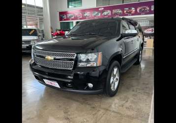 CHEVROLET SUBURBAN