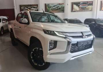 MITSUBISHI L200 TRITON