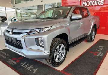 MITSUBISHI L200 TRITON