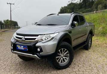 MITSUBISHI L200 TRITON