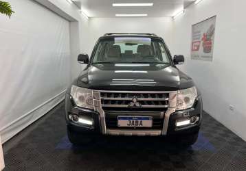 MITSUBISHI PAJERO FULL