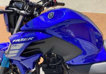 YAMAHA FZ25