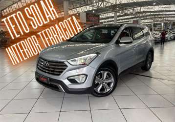 HYUNDAI GRAND SANTA FÉ