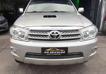 TOYOTA HILUX SW4