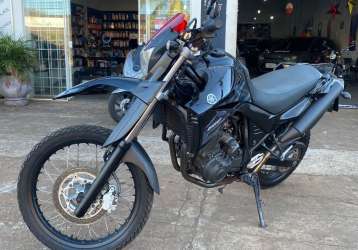 YAMAHA XT