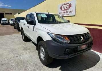 MITSUBISHI L200 TRITON