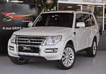 MITSUBISHI PAJERO FULL