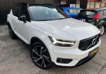 VOLVO XC 40