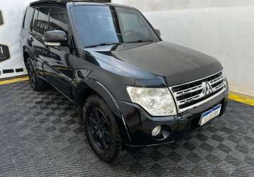 MITSUBISHI PAJERO FULL