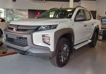 MITSUBISHI L200 TRITON OUTDOOR