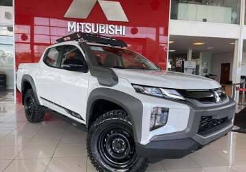 MITSUBISHI L200 TRITON