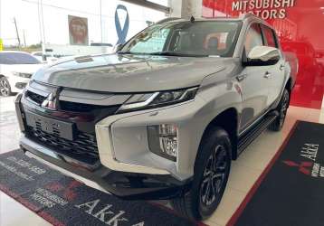 MITSUBISHI L200 TRITON