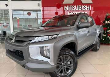 MITSUBISHI L200 TRITON