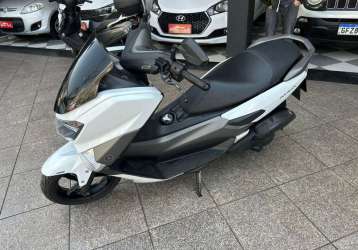 YAMAHA NMAX