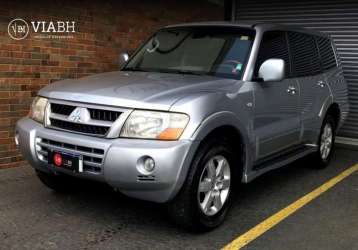 MITSUBISHI PAJERO FULL