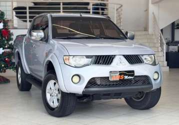 MITSUBISHI L200 TRITON