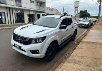 NISSAN FRONTIER