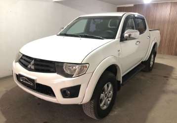 MITSUBISHI L200 TRITON