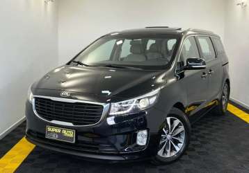 KIA GRAND CARNIVAL