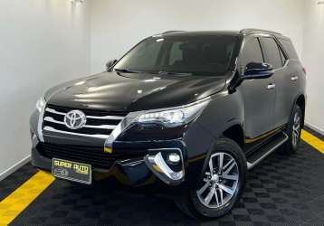 TOYOTA HILUX SW4