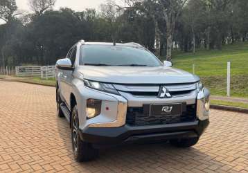 MITSUBISHI L200 TRITON