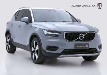 VOLVO XC 40