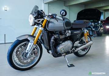 TRIUMPH THRUXTON