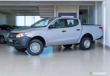 MITSUBISHI L200 TRITON