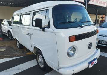 VOLKSWAGEN KOMBI