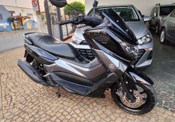 YAMAHA NMAX