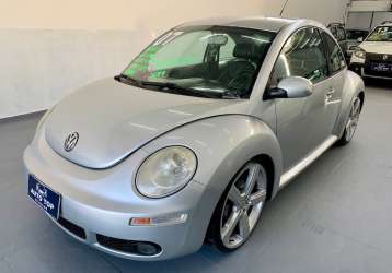 VOLKSWAGEN NEW BEETLE