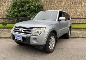 MITSUBISHI PAJERO FULL