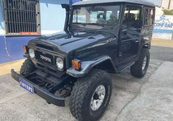 TOYOTA BANDEIRANTE