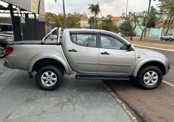 MITSUBISHI L200 TRITON