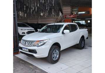 MITSUBISHI L200 TRITON