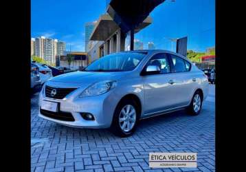 NISSAN VERSA