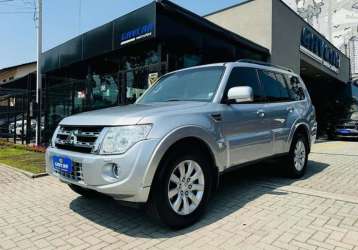 MITSUBISHI PAJERO FULL