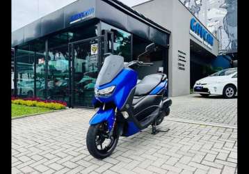 YAMAHA NMAX