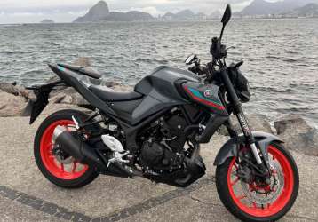 YAMAHA MT-03