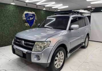 MITSUBISHI PAJERO FULL