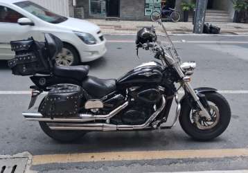 SUZUKI BOULEVARD