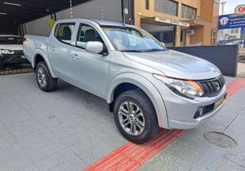 MITSUBISHI L200 TRITON