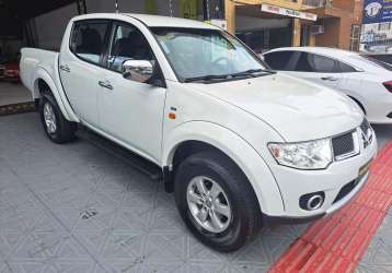 MITSUBISHI L200 TRITON