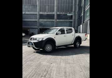 MITSUBISHI L200 TRITON