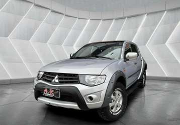 MITSUBISHI L200 TRITON