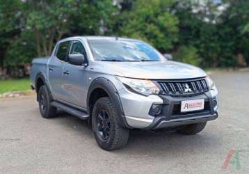 MITSUBISHI L200 TRITON