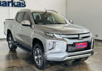 MITSUBISHI L200 TRITON